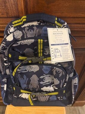 Pottery Barn Kids Mackenzie Navy Insect Print Backpack nwt